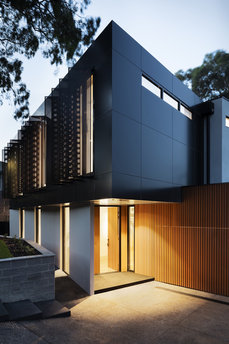 Modern villa with aluminium louvre features